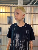 PARKiiiNG 心斎橋　ブリーチ/ダブルカラー/パーマ/メンズ【パーキング】&nbsp;刈り上げセンターパート