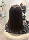 鏡のような艶感♪乾かすだけで纏まる美髪ストレート
