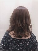 ブラウンカラー