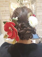 【GRANDEUR焼津店】成人式ヘアセット