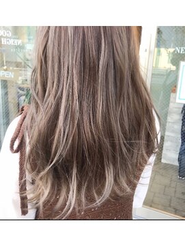 グッドネイバーズ 流山おおたかの森店(GOOD NEIGHBORS) 透明感極細ハイライト×ロングレイヤー