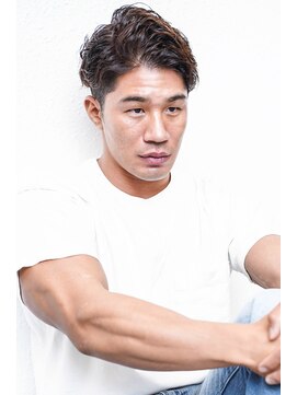 メイドマンバーバーショップ 西宮北口(MADE MAN BARBER SHOP) 【西宮初かりあげ専門店☆】フェードバーバー七三分け短髪パーマ