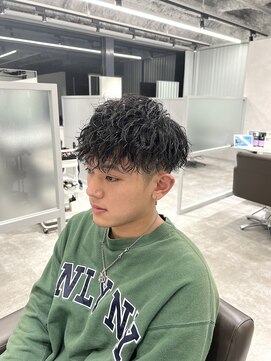 キートス(Kiitos) 無造作スパイラルパーマショートスタイル