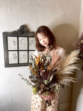 アログドットワイ(alog.y) セミロング/外ハネ/薄めバング/くびれ/淵野辺美容室