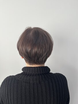 バトー バイ トリコ 船橋北口店(BATEAU by tricot) #白髪染め#ショート#ベージュ