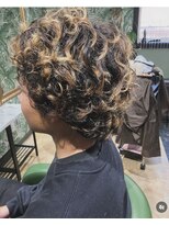 マドゥーズ ヘアショップ(Madoo's hair shop)&nbsp;カーリーパーマ