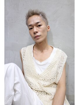 リアイス(Re:ICE) ホワイトシルバーハイトーンベリーショートスパイキーヘア