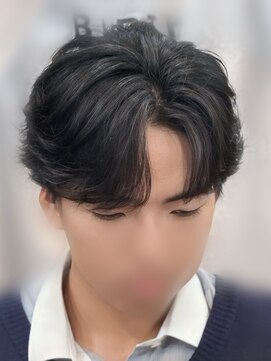 バース 梅田中崎町店(BIRTH) センターパート 曲がる縮毛矯正