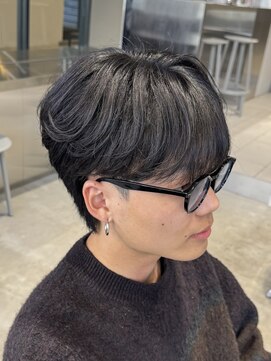 レタッチ バイ フィフス 天神大名(RETOUCH by fifth) ニュアンスパーマフェザーパーマセンターパートシャドウパーマ