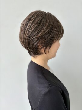 ロンド ヘアー(Rondo. Hair) 【脱白髪染めハイライト】×【ミセスショート】