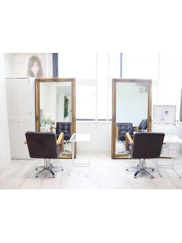 《上新庄》ベビーカーをお席の横に置けるサロン♪オーナースタイリストのみで人目を気にせずゆったりと◎