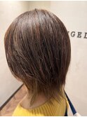 SNSで人気！！白髪は隠すからボカす時代