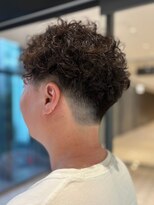サロンイクエヤマザキ 文京(SALON IKUE YAMAZAKI)&nbsp;メンズスパイラルパーマ  刈り上げスタイル