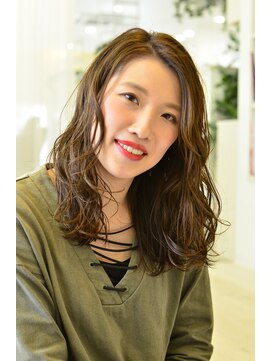 アドラーブル 長岡リップス旭岡店(adorable) 大人可愛い無造作カール★Cカーブでエレガントに