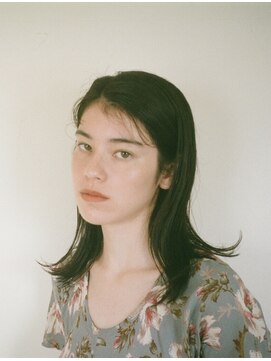 オフ(OFF) 少し動きのあるレイヤースタイル