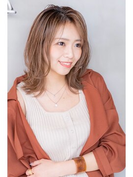 ケイト(kate) [kate] 大宮　ミルクティーブラウン×かきあげバング