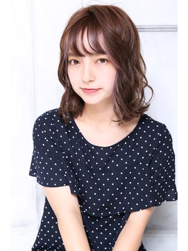 無垢(muku) 大人可愛い小顔美髪ツヤ髪こなれヘアふんわりカールA1