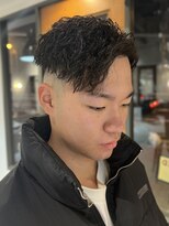 フリーク バーバーショップ 都島店(FREAK BARBER SHOP) ハイフェードツイストスパイラルパーマ