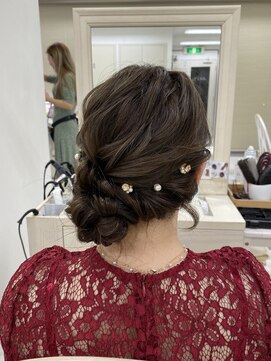 リサ 恵比寿(risa.) サイドシニヨン