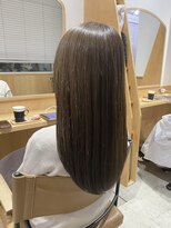 アンフィ 東京(Amphi)&nbsp;【透明感×艶感!!イルミナカラー&ULTOWAトリートメント♪】