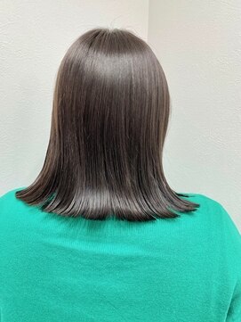 ランプ(Lamp) くびレイヤーグレーベージュニュアンスカラー白髪染め白髪ぼかし