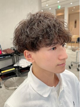 ラヴィズムバイフィフス(LUVISM by fifth) 波巻きパーマツイストスパイラルパーマメンズ万代新潟駅