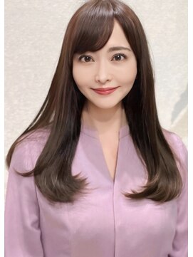 アイビー(ivy) 大人セミロングフェミニンワンカールナチュラル20代30代40代50代