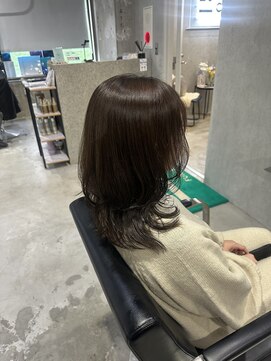 ラック(LUCK) くびれレイヤー/船橋/くすみベージュ/細めハイライト