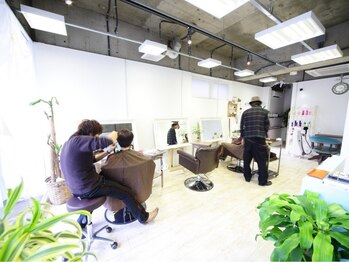 モカス(mocas)の写真/【新丸子・武蔵小杉駅近◎】初めての方も緊張せずに過ごせる、居心地の良い空間が魅力♪