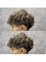 ココア(cocoa)&nbsp;癖毛を活かしたスペインカール風刈り上げスタイル♪