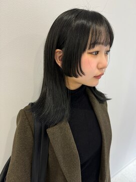 リラ(Lila’s) デザインカット/オリーブグレージュ/ブルージュ