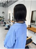 切りっぱなしボブ/透明感カラー/くすみブラウン