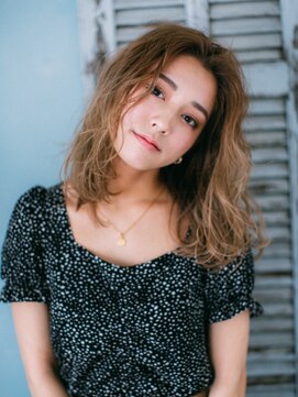 ヌル いわき(neul) 重ためセンターパート☆ウェーブ【いわき】