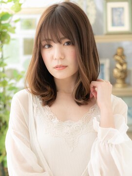 カバーヘア ブリス 志木南口駅前店(COVER HAIR bliss) 前下がり顔周りレイヤー重めミディアムTb4志木20代30代40代