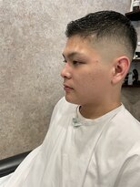 キタセンジュバーバー バイ ティーズ(KITASENJU BARBER by T's) スキンフェード