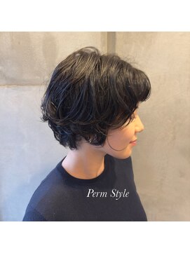 ニマルニーニー バイ ヤスオカ(2022 BY YASUOKA) 秋冬にぴったり♪ ニュアンスパーマ