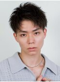 刈り上げツーブロックアップバングスパイキーショート