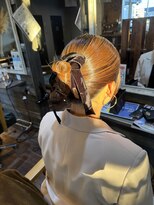 ヘアーデザイン ディードット(Hair design D.)&nbsp;【結婚式ヘア】艶タイトな大人シニヨン