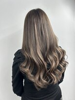 ベルグローアルファ(BELLE GROW ALPHA) レイヤーカット/ミルクティーグレージュ/ダブルカラー/エクステ