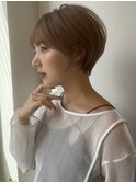 横顔美人ショート