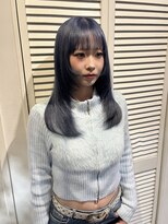 カシェル トウキョウ(Cashel Tokyo)&nbsp;ブルーカラーとレイヤーカット