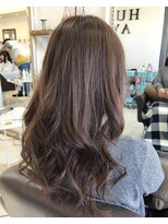 ハグエヴェック(HUG AVEC)&nbsp;グレージュカラー