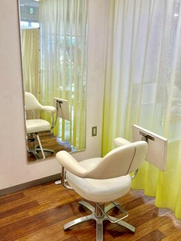 ヘア パシアント 豪徳寺店(hair PACIANT)の写真/老若男女問わず幅広いお客様が通いやすく、居心地の良さが魅力の落ち着いた雰囲気のサロンです◎