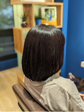 風の中の髪 オーガニック天然100%ヘナ