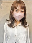 顔周りレイヤーを入れてセミロングの柔らかスタイル!