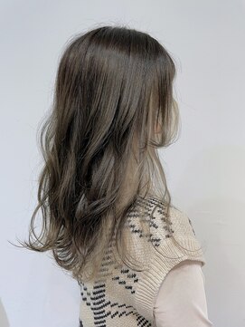 アールイーノウン 阿倍野区昭和町店(re; nown) ミディアムレイヤーカットストレートロングウルフカットベージュ