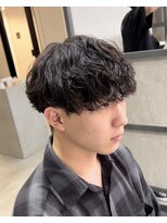 スイッチ(men's SWITCH)&nbsp;波巻きスパイラルパーマツーブロックマッシュショート