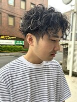 ラック 津田沼(LUCK)&nbsp;ダークアッシュ/アッシュブラック/カルマパーマ/ベリーショート