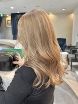 エアー 青山(AIR) ミルクティーベージュマロンベージュロングレイヤーカット