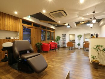 ルーアンヘアー(ROUEN HAIR)の写真/カウンセリングを大切にし、お客様一人一人の髪質やクセを見極めてあなたにピッタリのスタイルを提案♪